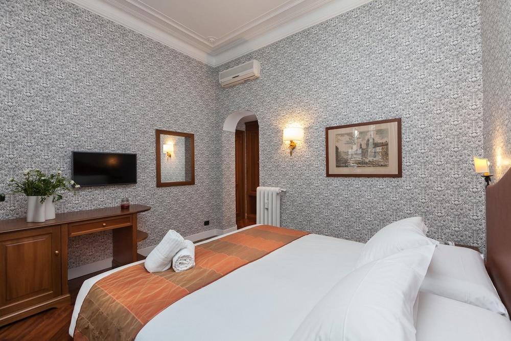 Suite Beccaria A Piazza Del Popolo Rome Exterior photo