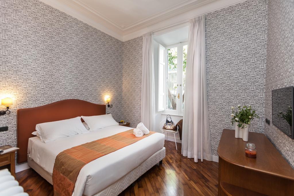 Suite Beccaria A Piazza Del Popolo Rome Exterior photo